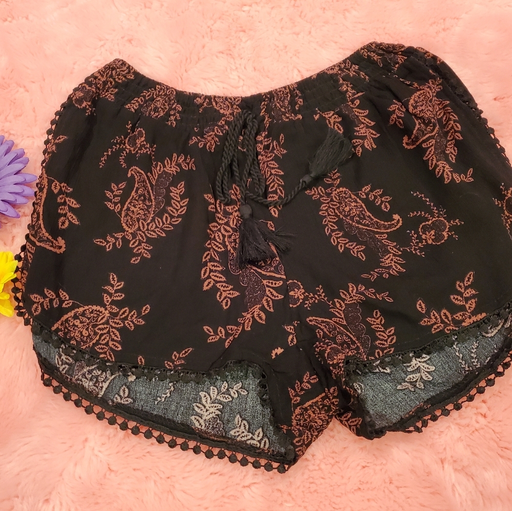 Paisley pom shorts - Picture 4 of 10